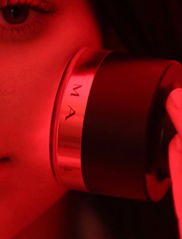 The New Frontier of Skin Rejuvenation: How Low-Level Laser Technology Is Quietly Rewriting the Future of Aging Skin