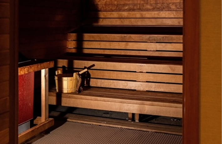 Sauna & Hot Tub Retreat