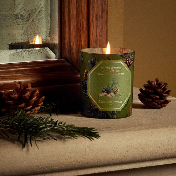 Carrière Frères - Siberian Pine & Smoked Wood Candle